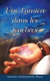 Une Lumière dans les ténèbres