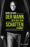 Der Mann, der aus dem Schatten kommt