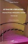 AU BAS DE L ESCALIER