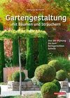 Gartengestaltung mit Bäumen und Sträuchern