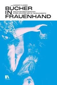 Bücher in Frauenhand